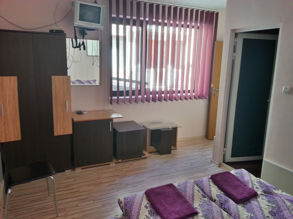 Guest House Zora Bełogradczik Zewnętrze zdjęcie