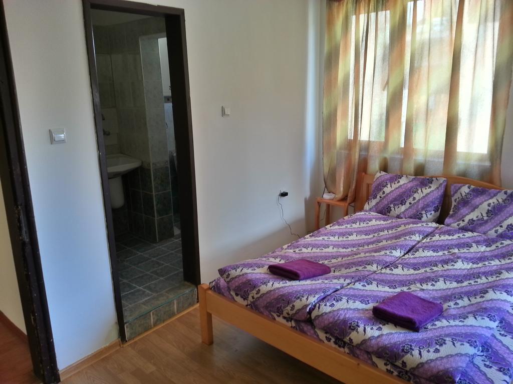 Guest House Zora Bełogradczik Zewnętrze zdjęcie