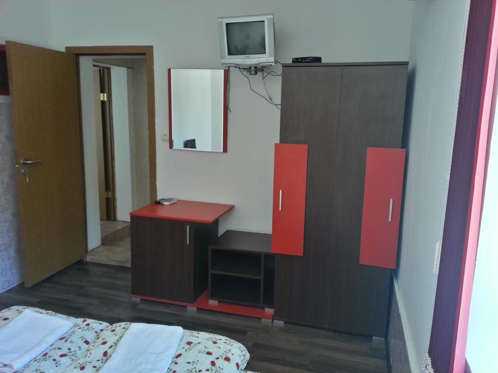 Guest House Zora Bełogradczik Zewnętrze zdjęcie